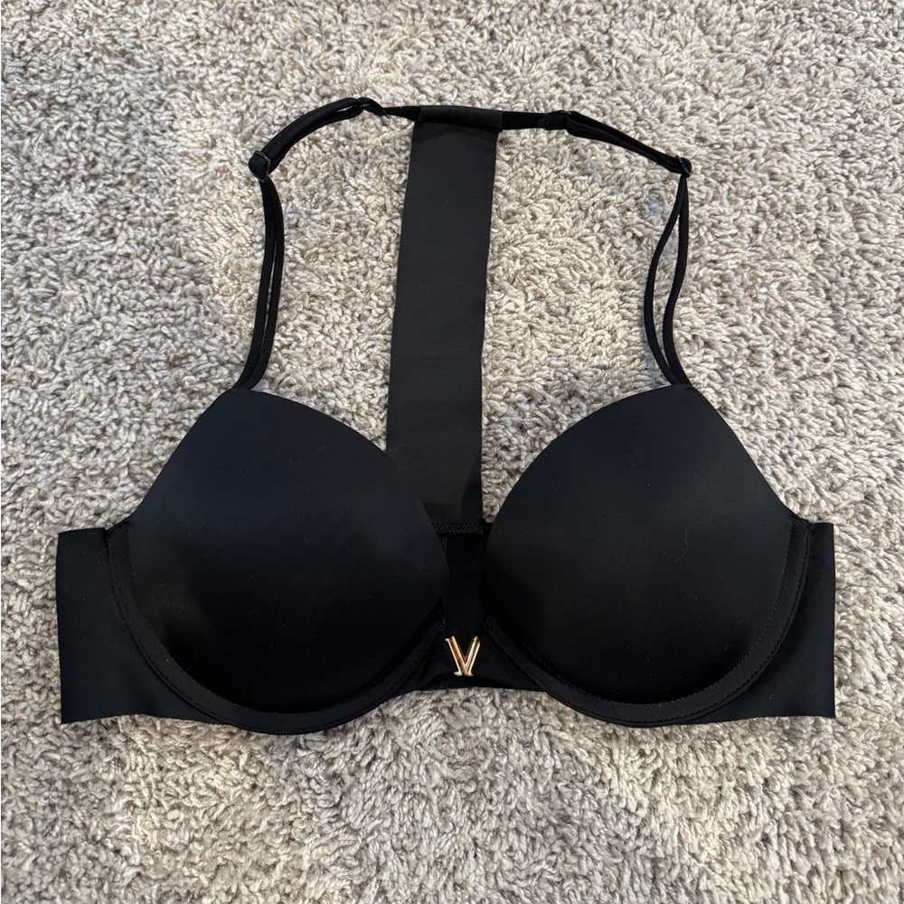 Victoria's Secret Black Front Closure Padded bra. 34B.